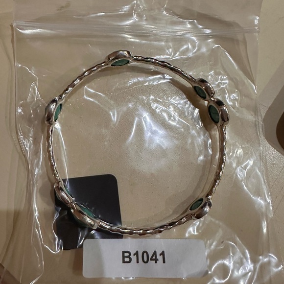 Opulenza Silver and Turquoise Bracelet - Picture 2 of 5